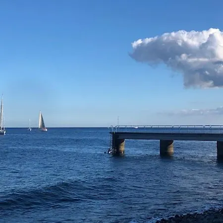 Δωμάτια σε οικογενειακή κατοικία Casa Dona Teresa *